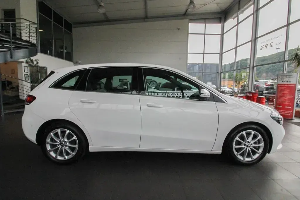 Gebraucht Mercedes B220 Progressive 190 PS (139 kW) 2020 Weiß Kleinwagen