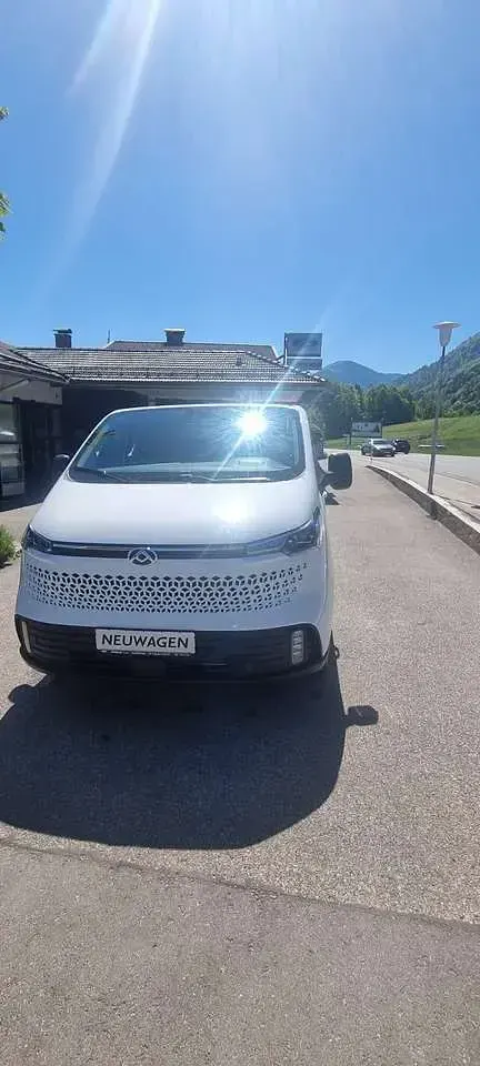 Neu Maxus V70 147 PS (108 kW) 2026 Warm white Van