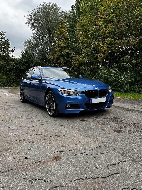 Blau Gebraucht 2015 BMW 335 M Sport Kombi | 20.400 € (Fairer Preis) - Bild 1/4