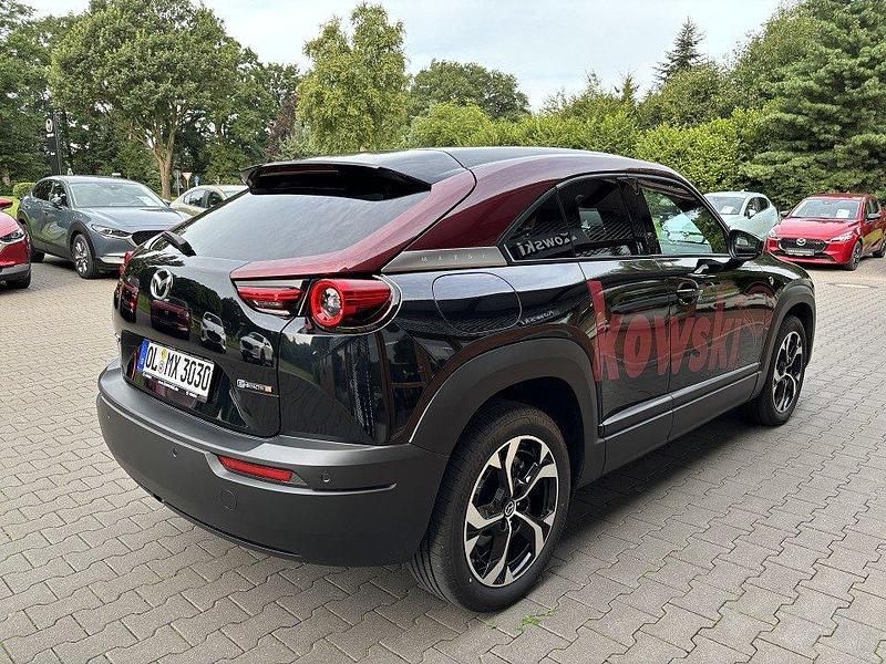 Gebraucht Mazda MX30 Edition 170 PS (125 kW) 2023 Maroon rouge: 2tone SUV