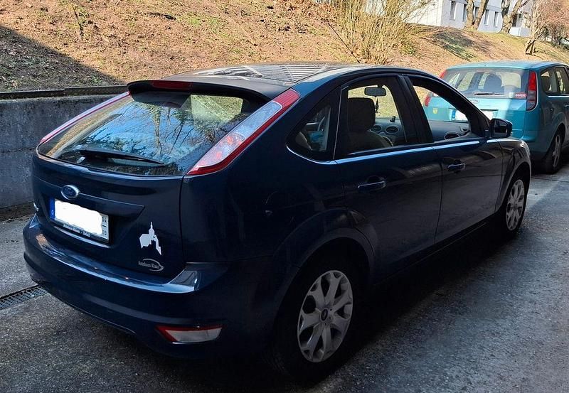 Gebraucht Ford Focus Style 101 PS (74 kW) 2011 Blau Limousine