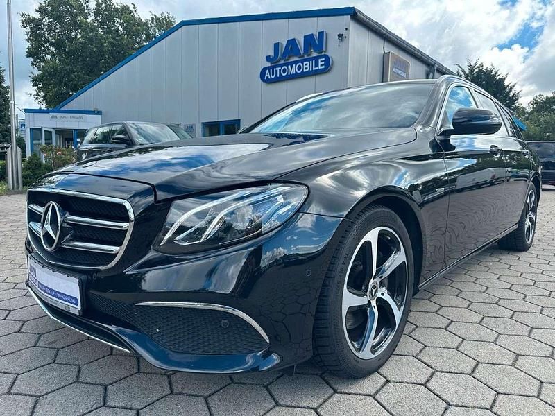 Gebraucht Mercedes E300 245 PS (180 kW) 2020 Schwarz Kombi