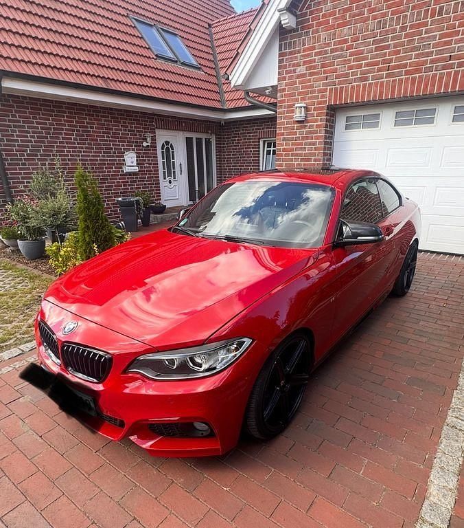Rot Gebraucht 2016 BMW 225 M Sport Coupé | 15.999 € (Superpreis) - Bild 1/4