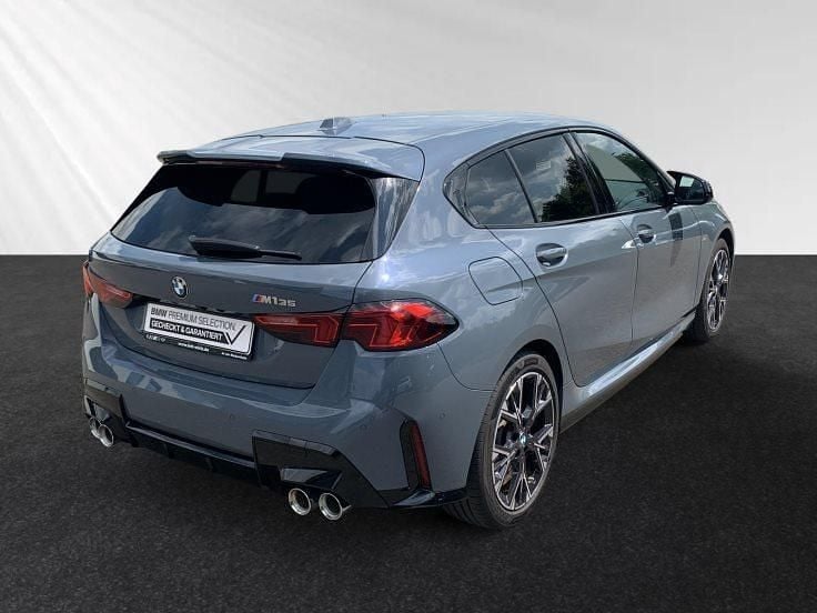 Gebraucht BMW M135 Shadowline 300 PS (220 kW) 2024 Bmw individual storm bay metallic Kleinwagen