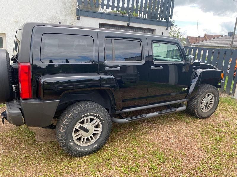 Schwarz Gebraucht 2006 Hummer H3 SUV | 15.500 € (Fairer Preis) - Bild 1/4