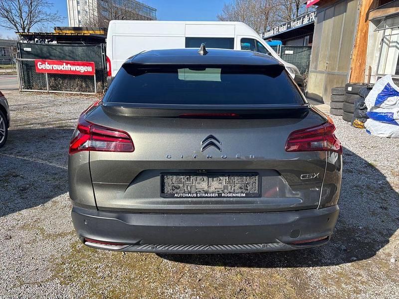 Gebraucht Citroën C5 X Feel 181 PS (133 kW) 2023 Grau Kombi