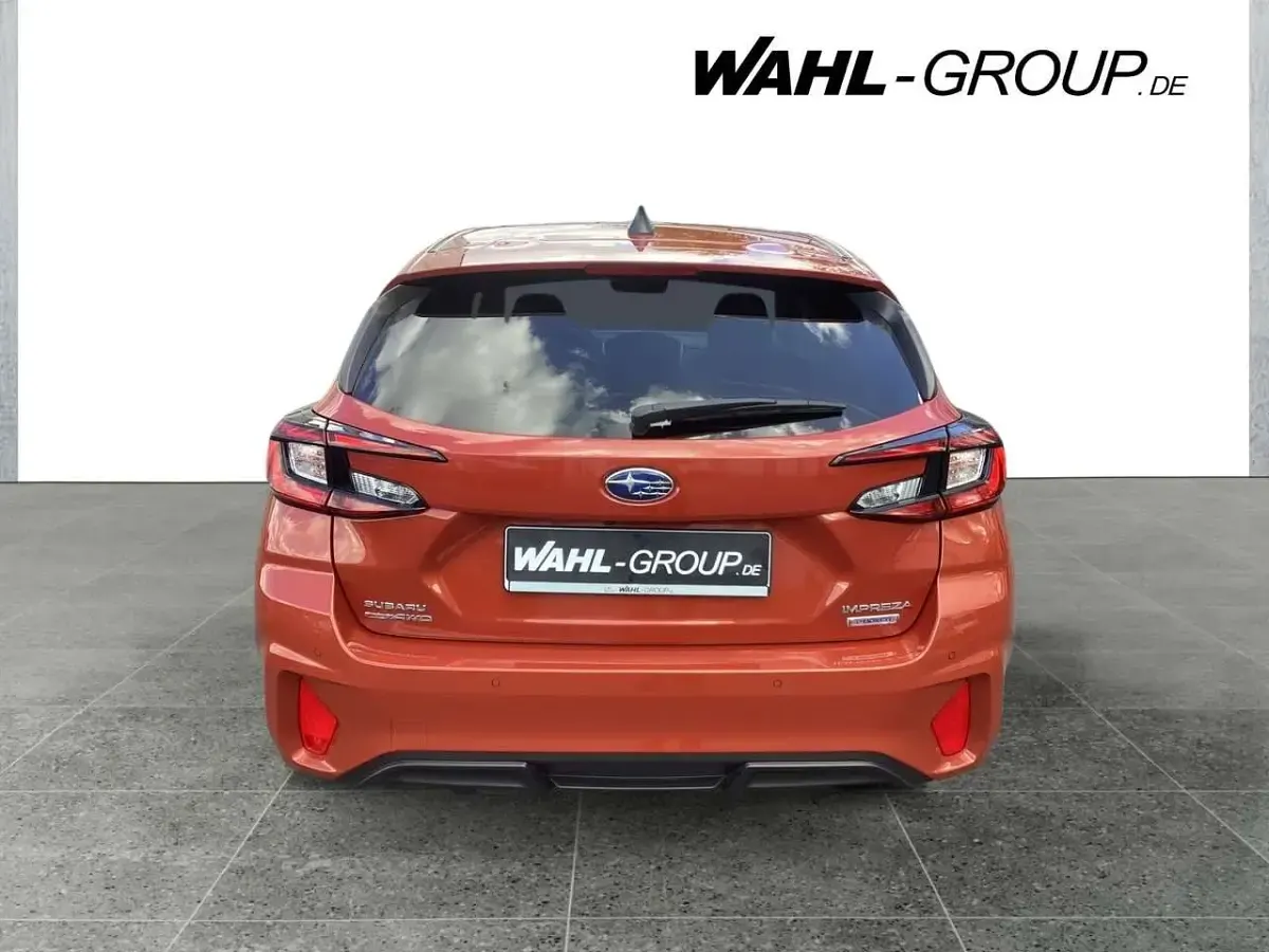 Gebraucht Subaru Impreza Platinum 136 PS (100 kW) 2024 Orange Kleinwagen