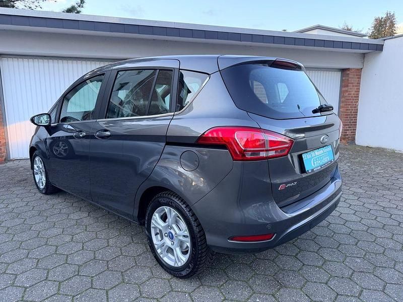 Gebraucht Ford B-MAX Titanium 101 PS (74 kW) 2015 Grau Van / Kleinbus
