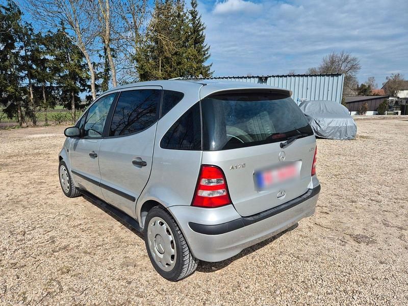 Gebraucht Mercedes A140 82 PS (60 kW) 2004 Silber Van / Kleinbus