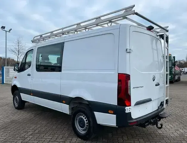 Second-hand Mercedes Sprinter 163 CP (119 kW) 2020 Andere Van