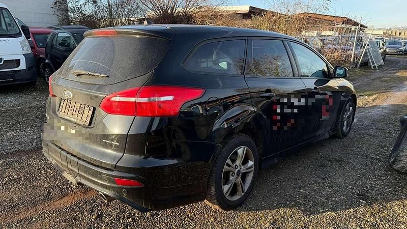 Gebraucht Ford Focus 150 PS (110 kW) 2018 Schwarz Kombi