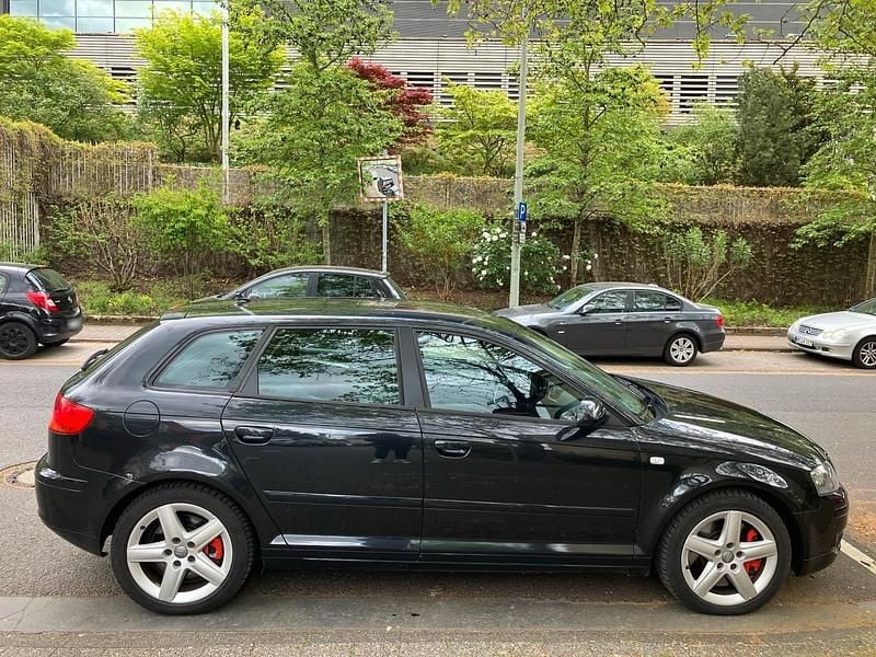 Second-hand Audi A3 250 CP (183 kW) 2004 Negru Hatchback