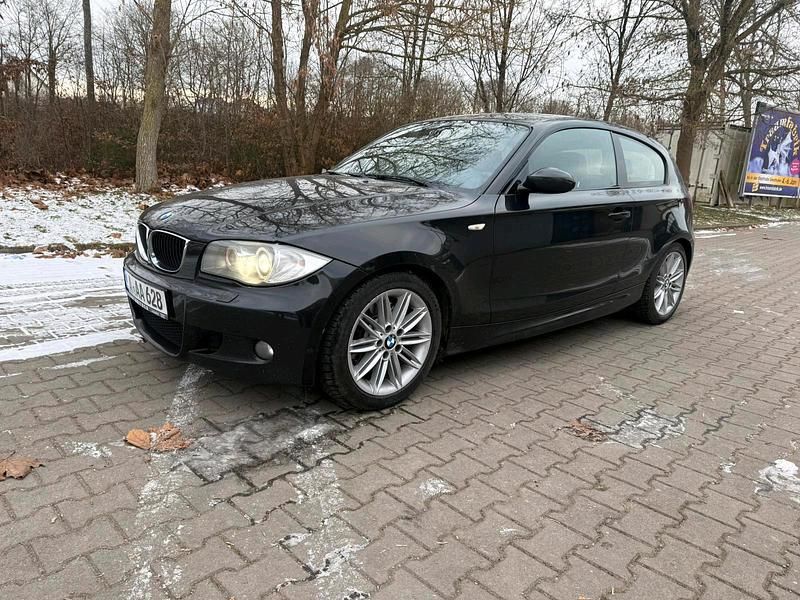 Schwarz Gebraucht 2009 BMW 123 M Sport Kleinwagen | 3.500 € (Fairer Preis) - Bild 1/4