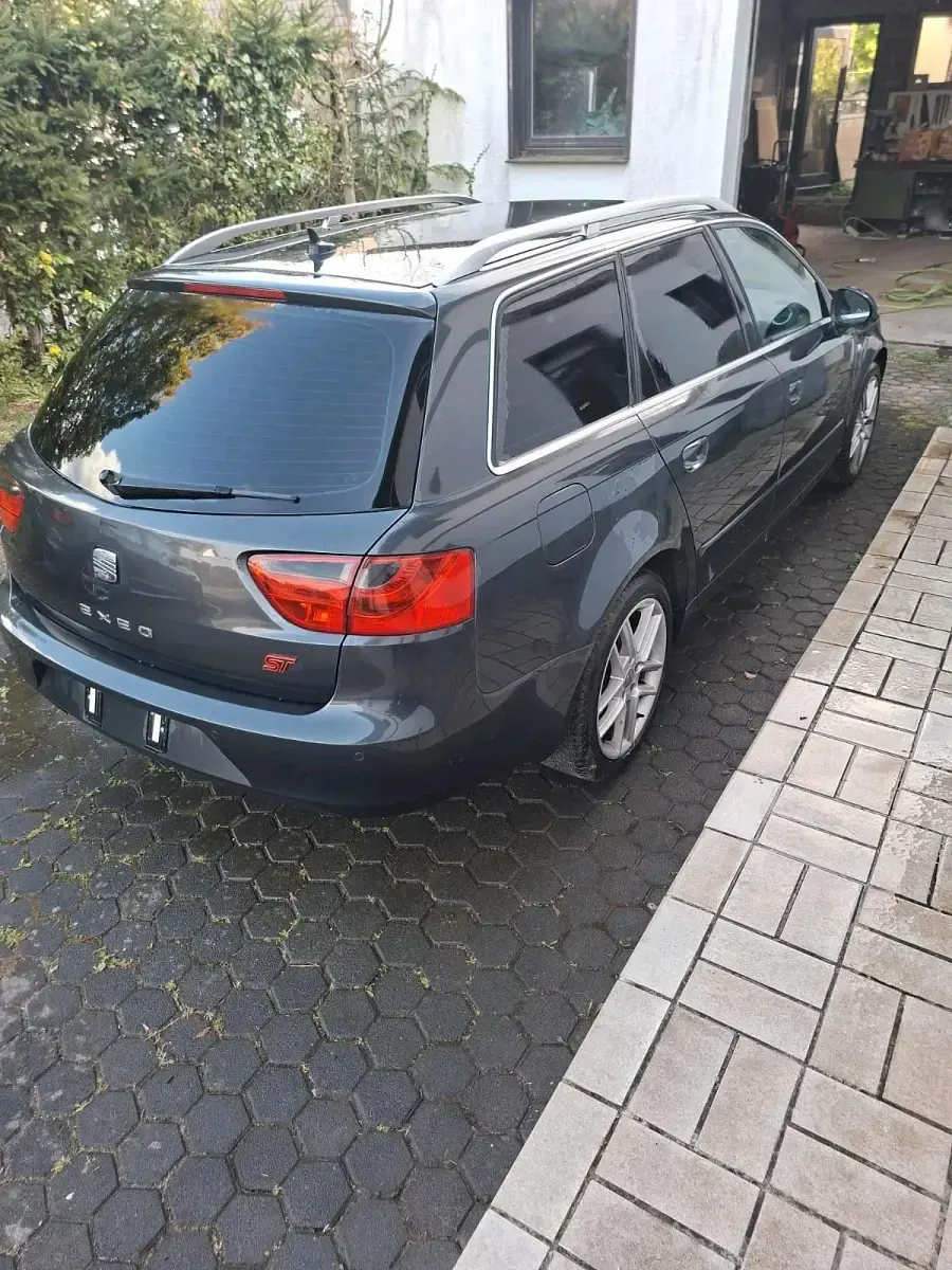 Gebraucht Seat Exeo 160 PS (117 kW) 2011 Grau Kombi