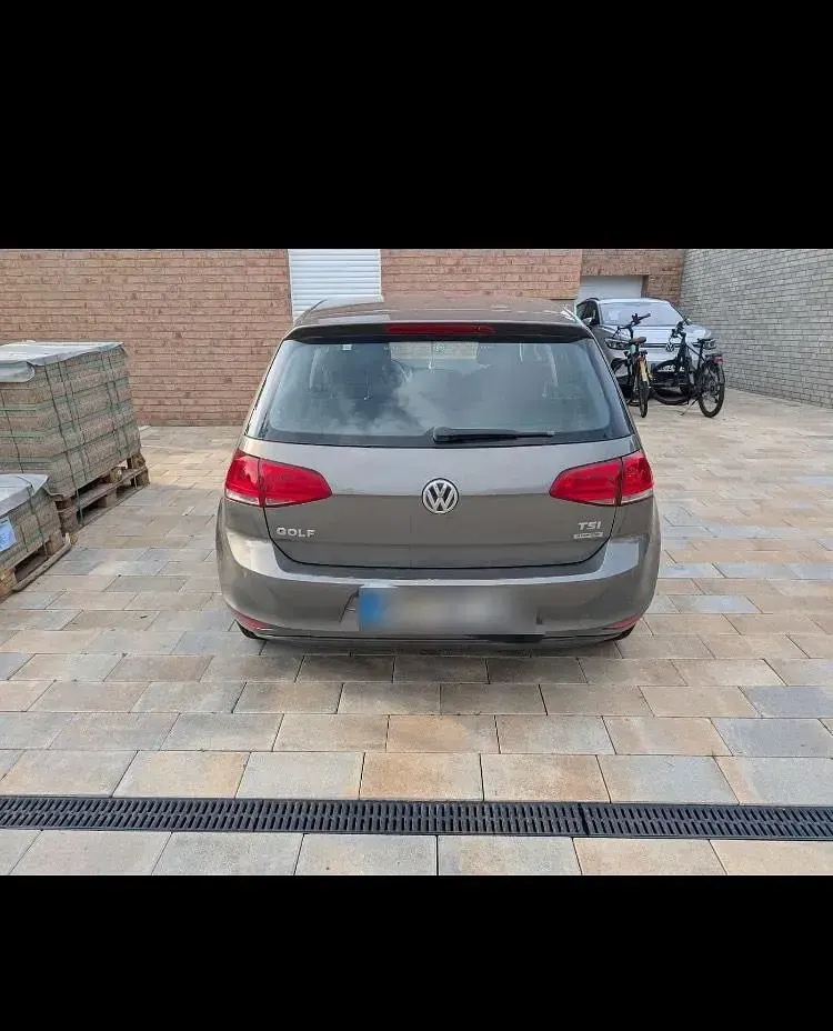 Gebraucht VW Golf VII 85 PS (62 kW) 2014 Grau Kleinwagen