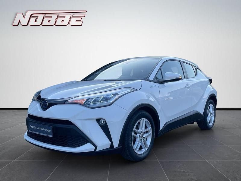 Käytetty Toyota C-HR 122 HP (89 kW) 2021 Katumaasturi