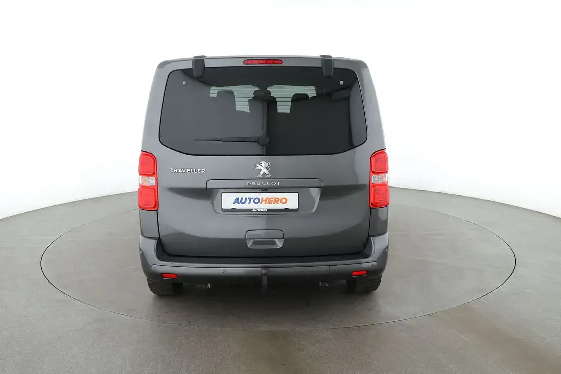 Gebraucht Peugeot Traveller Allure 177 PS (130 kW) 2022 Grau Van / Kleinbus