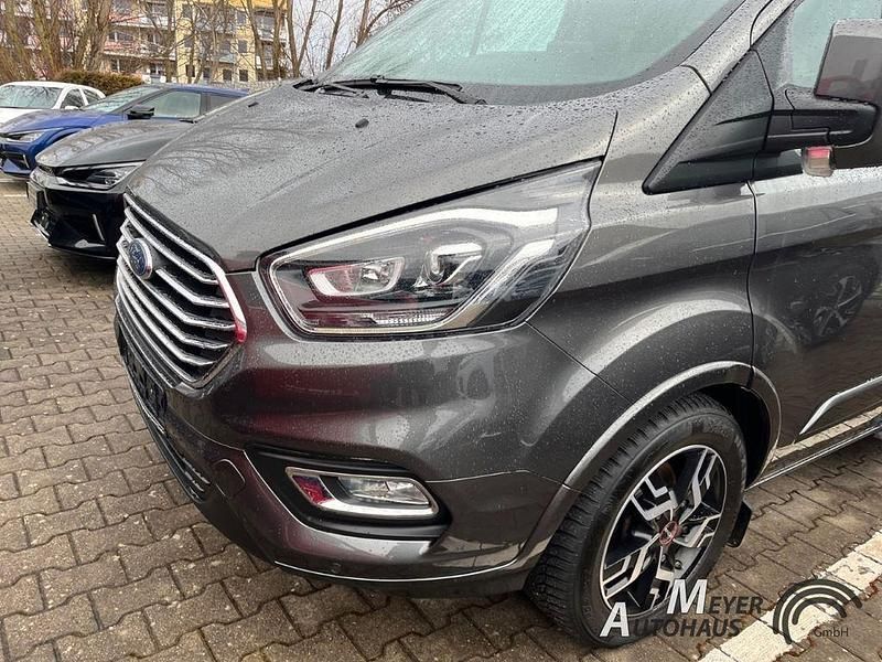 Gebraucht Ford Tourneo Titanium X 185 PS (136 kW) 2021 Magneticgrau Kombi