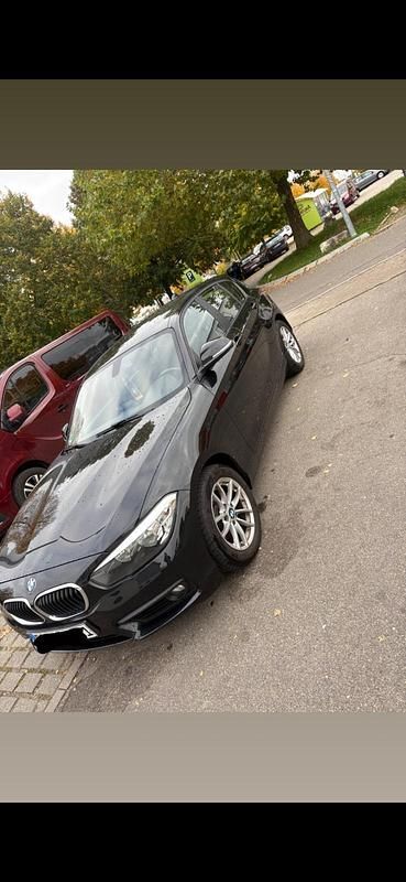 Gebraucht BMW 118 Advantage 136 PS (100 kW) 2019 Schwarz Kleinwagen