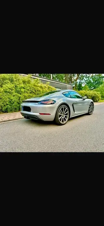 Gebraucht Porsche Cayman 299 PS (219 kW) 2022 Silber