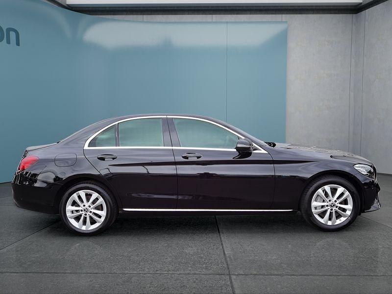 Gebraucht Mercedes C300e 320 PS (235 kW) 2020 Schwarz Limousine