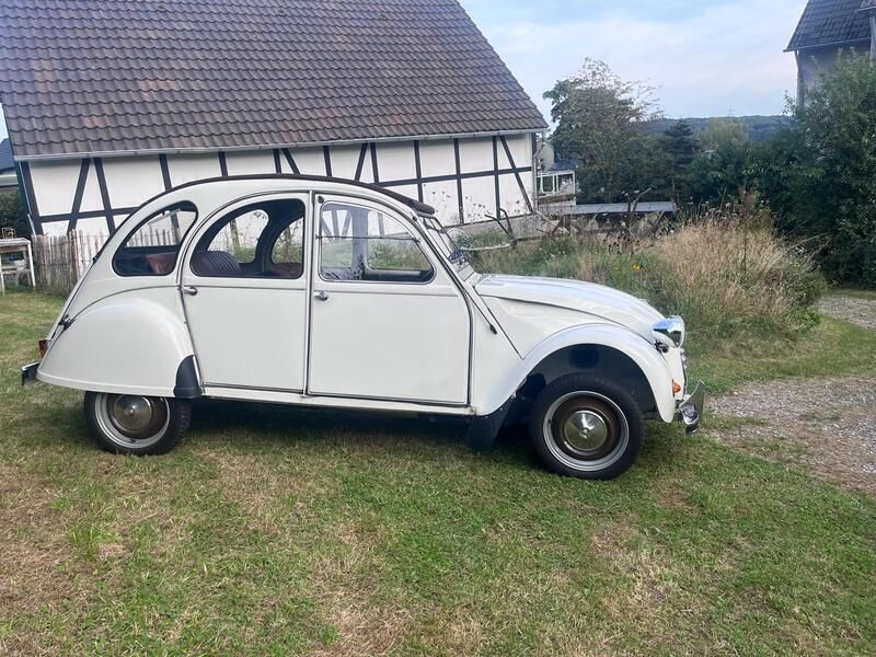 Weiß Gebraucht 1984 Citroën 2CV Cabrio | 24.500 € - Bild 1/4