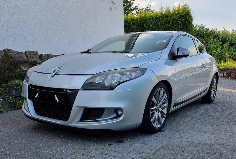 Grau Gebraucht 2011 Renault Mégane GT Line GT-Line Coupé | 4.850 € (Guter Preis) - Bild 1/4