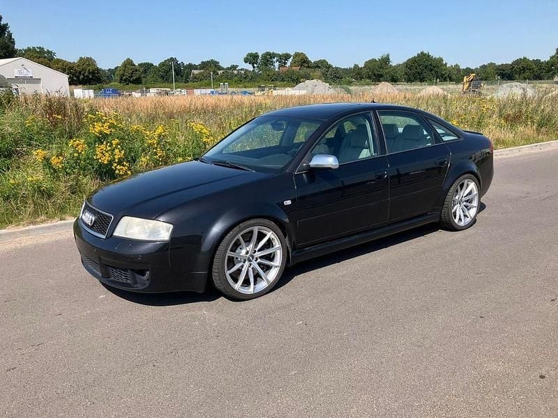 Schwarz Gebraucht 2003 Audi RS6 Performance Limousine | 12.950 € - Bild 1/4