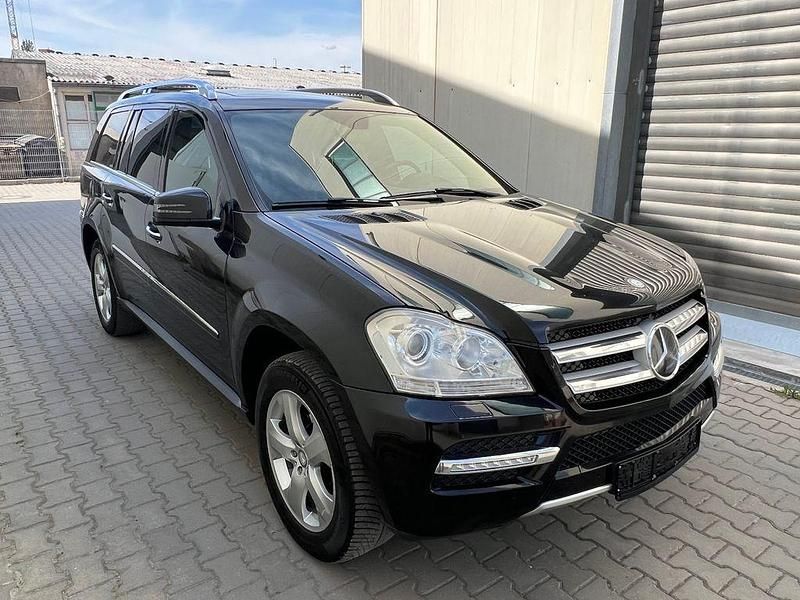 Gebraucht Mercedes GL450 306 PS (225 kW) 2011 Schwarz SUV