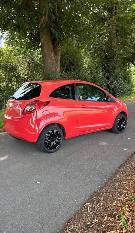 Rot Gebraucht 2009 Ford Ka Trend Kleinwagen | 2.849 € (Fairer Preis) - Bild 1/4