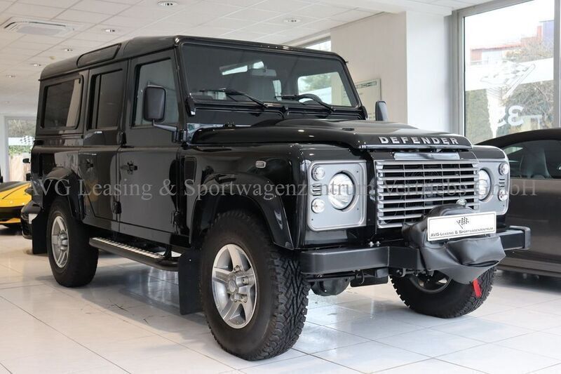 Schwarz Gebraucht 2016 Land Rover Defender SE SUV | 96.800 € - Bild 1/4
