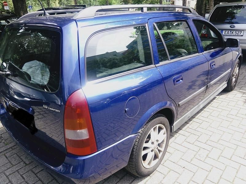 Blau Gebraucht 2003 Opel Astra Kombi | 900 € (Guter Preis) - Bild 1/4