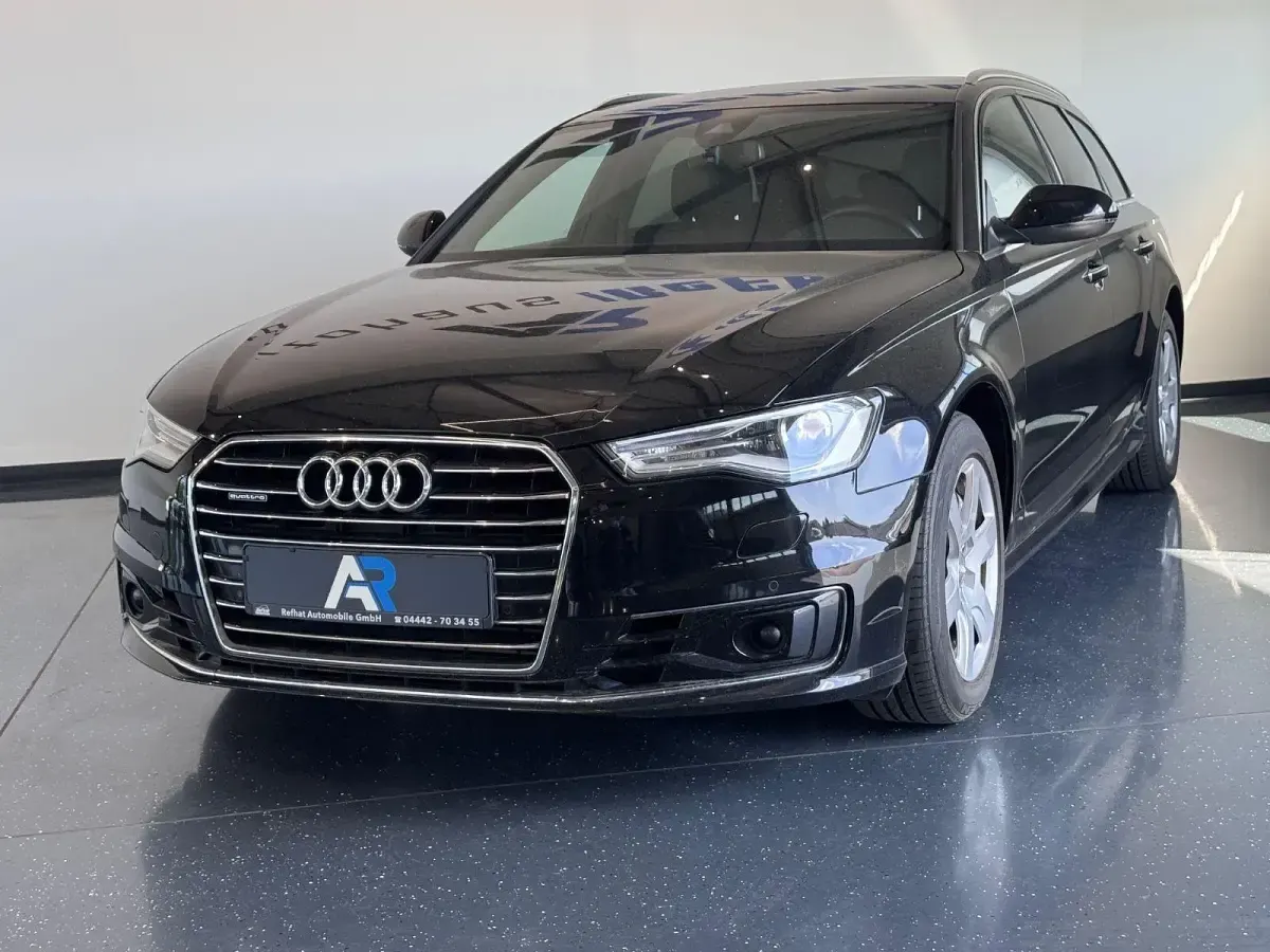 Gebraucht Audi A6 Comfort 218 PS (160 kW) 2015 Schwarz Kombi