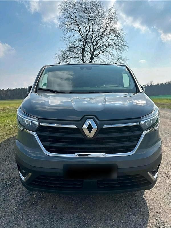 Gebraucht Renault Trafic 170 PS (125 kW) 2023 Grau Van / Kleinbus