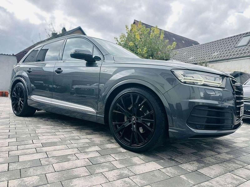 Gebraucht Audi Q7 S-Line 272 PS (200 kW) 2016 Grau SUV