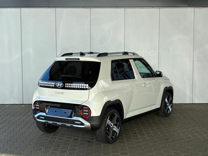 Neu Hyundai Inster 2026 Unbleached ivory Kleinwagen