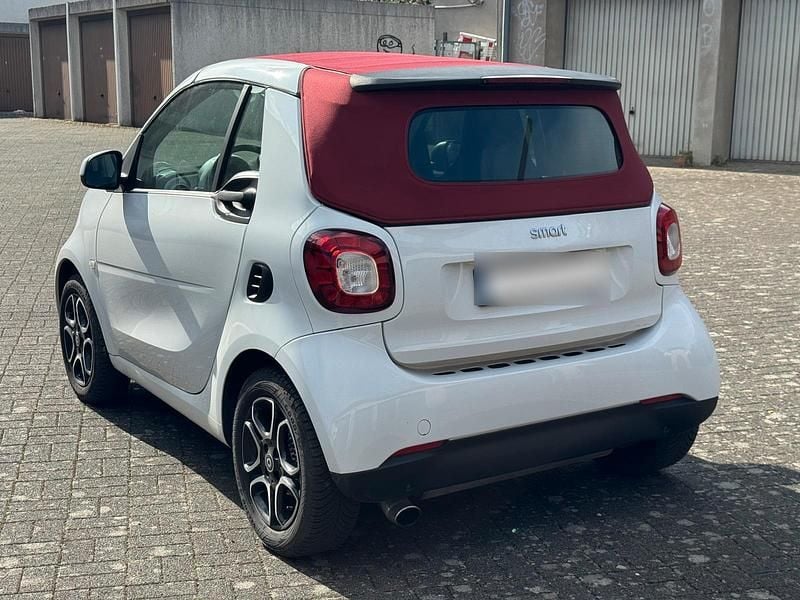 Gebraucht Smart ForTwo Cabrio 90 PS (66 kW) 2016 Weiß Cabrio