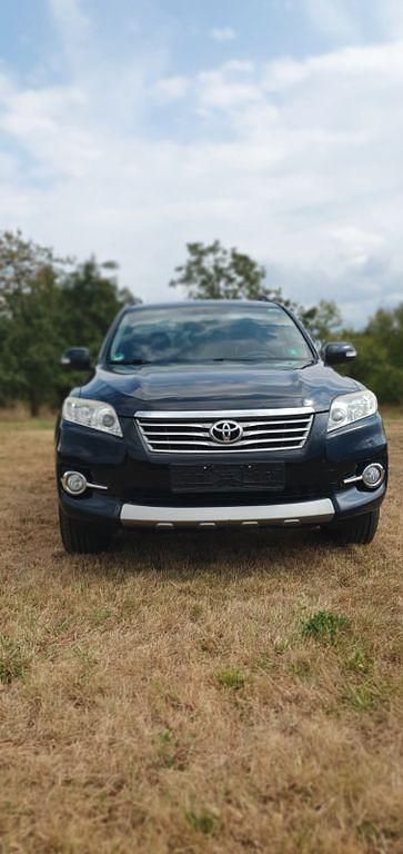 Schwarz Gebraucht 2012 Toyota RAV4 Travel SUV | 12.590 € (Fairer Preis) - Bild 1/4