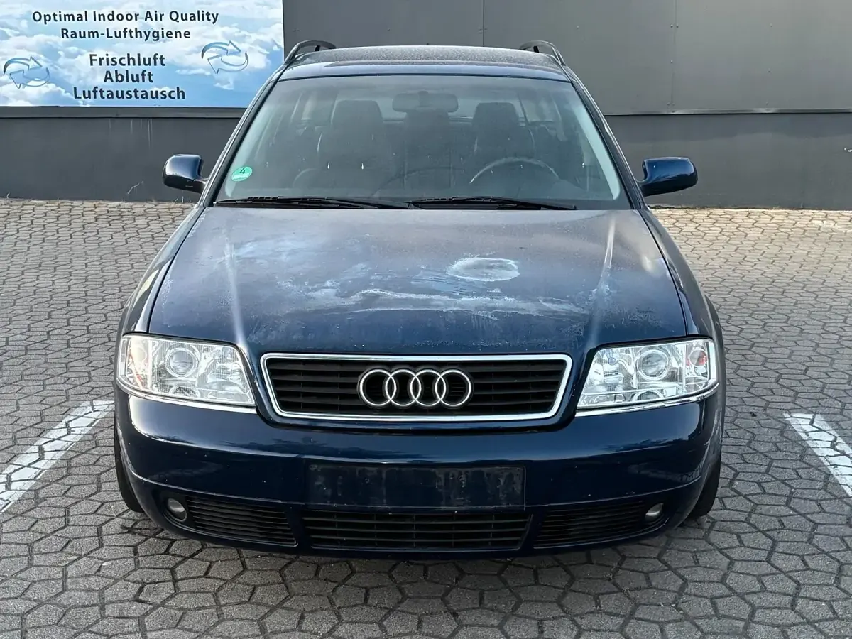 Gebraucht Audi A6 165 PS (121 kW) 2000 Blau Kombi