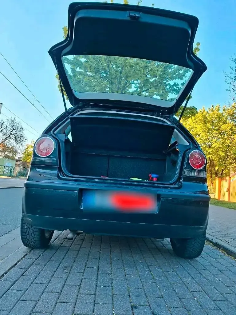 Gebraucht VW Polo 65 PS (47 kW) 2006 Schwarz Kleinwagen
