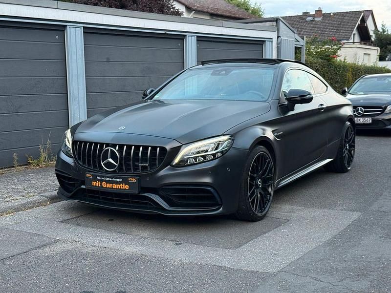 Grau Gebraucht 2019 Mercedes C63 AMG AMG Coupé | 64.950 € (Etwas zu teuer) - Bild 1/4