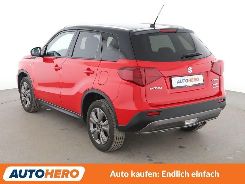 Gebraucht Suzuki Vitara Comfort+ 129 PS (94 kW) 2021 Rot SUV
