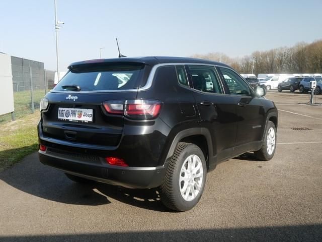 Gebraucht Jeep Compass Altitude 131 PS (96 kW) 2024 Solid black (schwarz) SUV