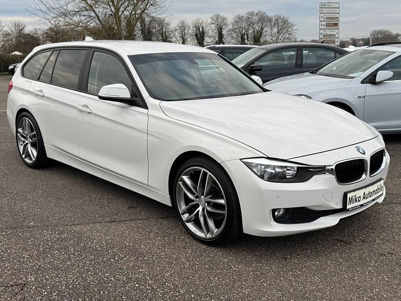 Gebraucht BMW 320 Sport Line 184 PS (135 kW) 2012 Weiß Kombi