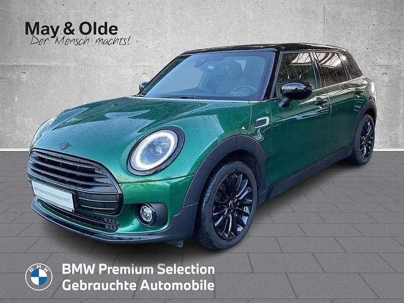 Gebraucht Mini Cooper Clubman Classic 136 PS (100 kW) 2022 British racing green iv metall Kombi