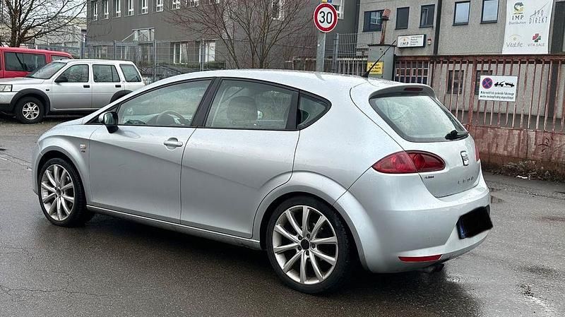 Gebraucht Seat Leon Stylance 140 PS (102 kW) 2008 Silber Limousine