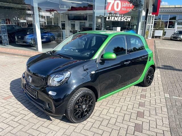 Electric green Gebraucht 2018 Smart ForFour Electric Drive Passion Limousine | 6.995 € (Fairer Preis) - Bild 1/4