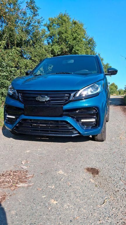 Blau Gebraucht 2024 Ligier JS50 Kleinwagen | 16.000 € (Fairer Preis) - Bild 1/4