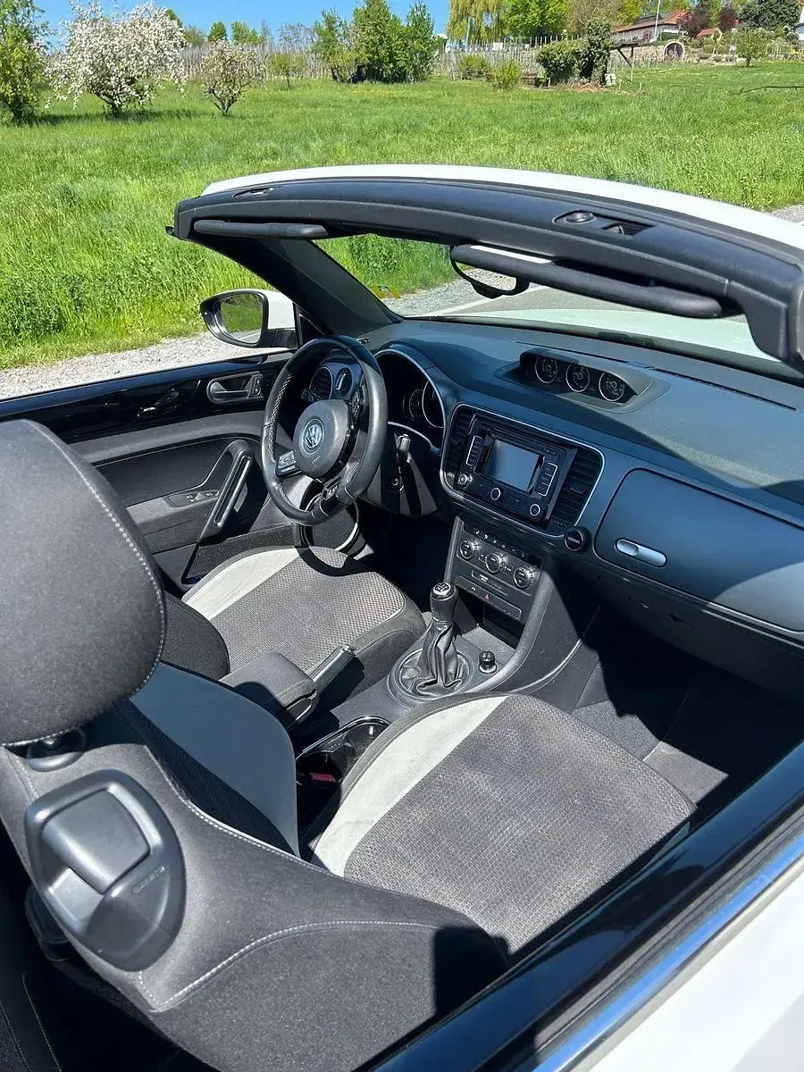 Gebraucht VW Beetle Sport 211 PS (155 kW) 2014 Weiß Kleinwagen