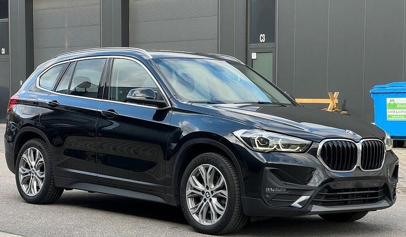 Gebraucht BMW X1 Advantage 125 PS (91 kW) 2020 Schwarz SUV
